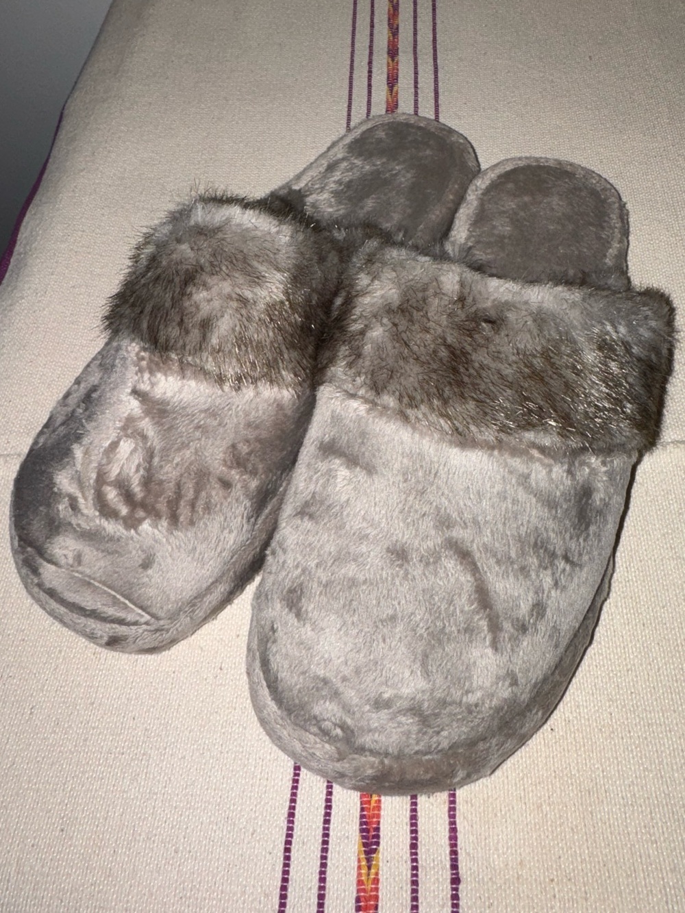 Pottery Barn Women's Faux-Fur Gray Slip-On Slippers